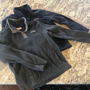 Two boys Columbia Fleece pullovers